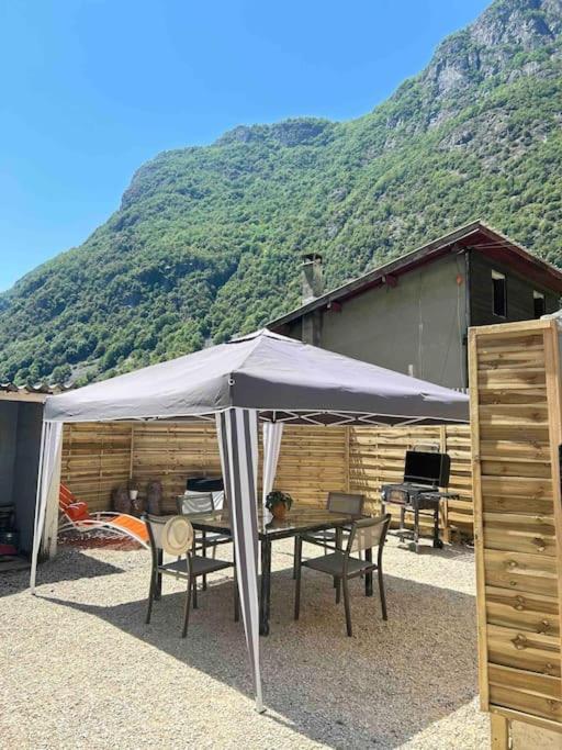 Charmante Maison De Montagne Pour 8 Personnes Livet-et-Gavet Kültér fotó
